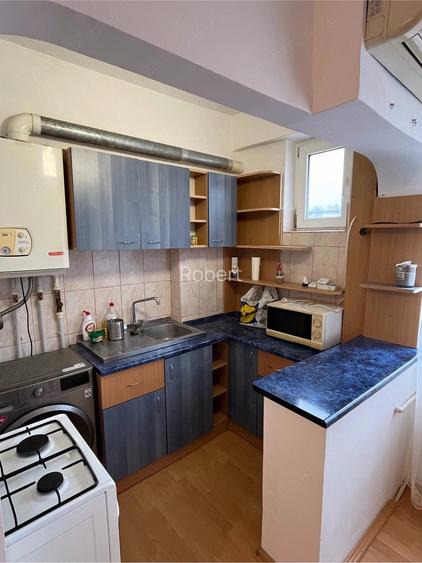 Schimb garsoniera cu apartament