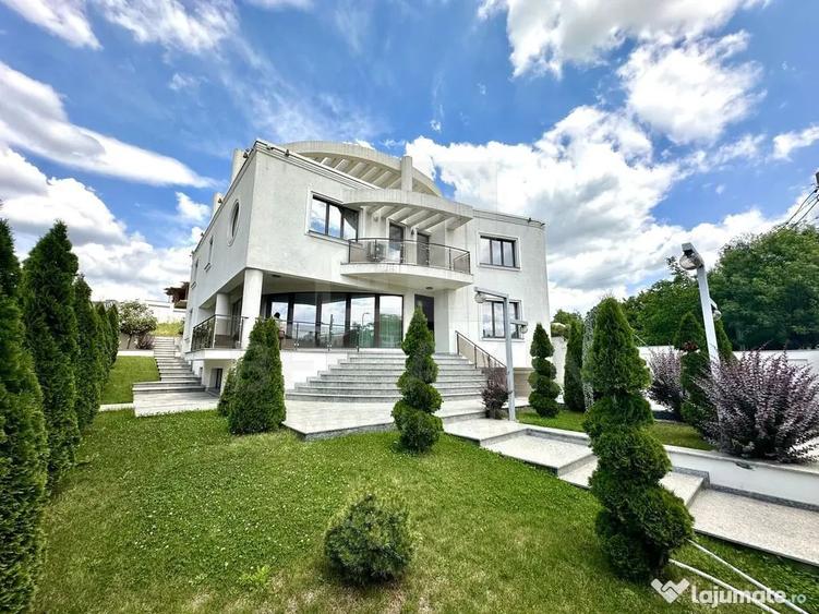 Casă cu 1 camere cu Teren 590 Mp în Central