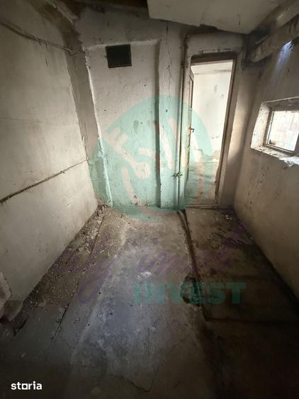 Casă cu 5 camere cu Teren 198 Mp în Decebal