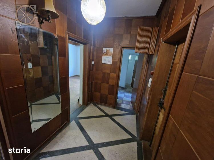 Apartament cu 3 camere în Pajura