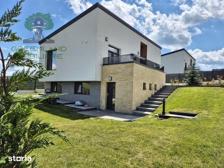 Casă cu 5 camere cu Teren 500 Mp în Tomești