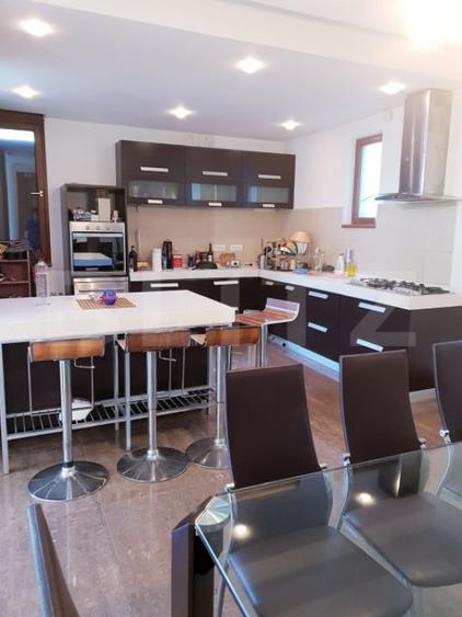 Casă cu 5 camere cu Teren 1500 Mp în Bâldana
