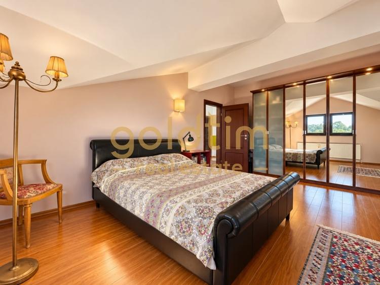 Duplex cu 4 camere cu Canalizare în Ciofliceni