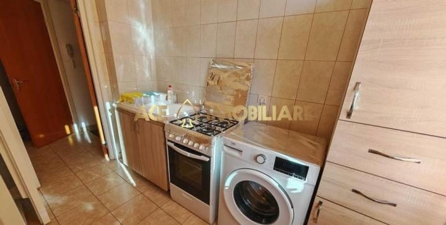 Apartament cu 2 camere semidecomandat, mobilat în Drumul Taberei