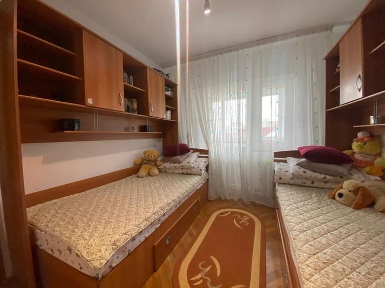 Apartament cu 2 camere semidecomandat, mobilat în Mănăștur