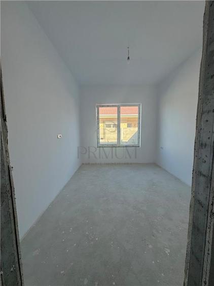 Duplex cu 3 camere cu Teren 320 Mp în Moșnița Nouă