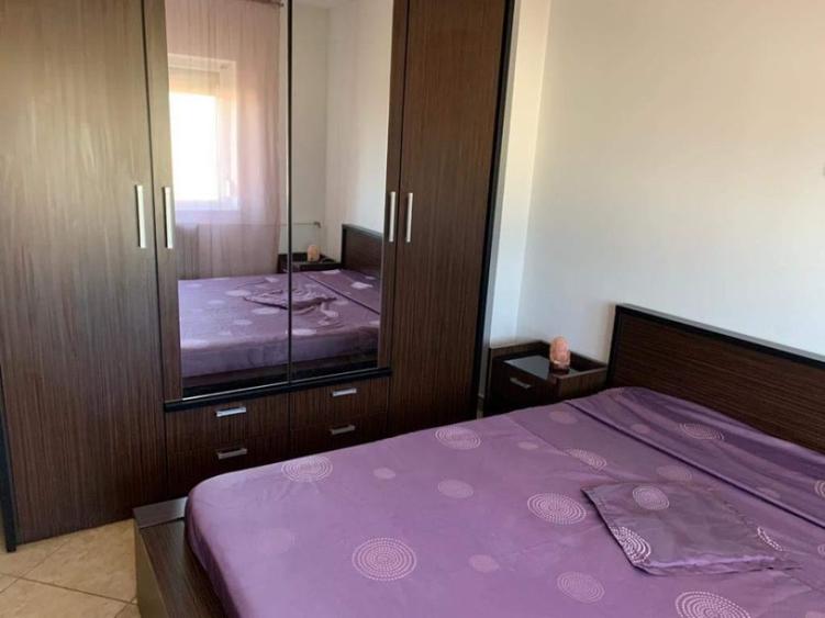 Apartament cu 3 camere decomandat în 1 Mai