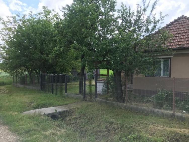 Casă cu 2 camere în Central