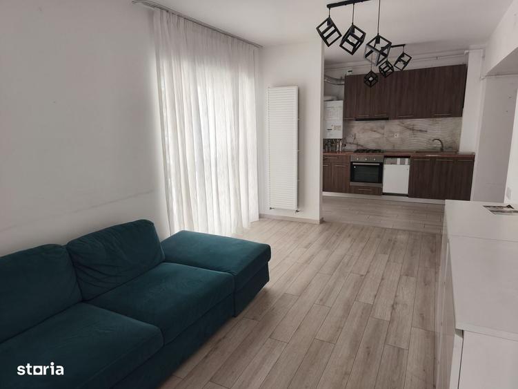 Apartament cu 4 camere în Drumul Taberei