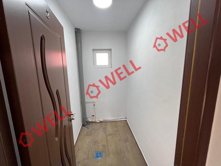 Casă cu 6 camere cu Teren 781 Mp în Ghelința