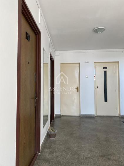 Apartament cu 2 camere semidecomandat, mobilat în Tineretului