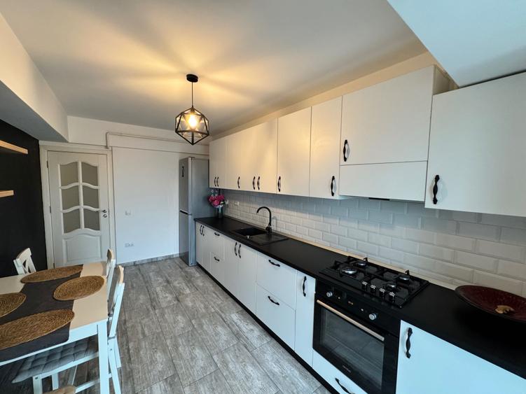 Inchiriez apartament Brown Luxury loc de parcare inclus Mall Moldova - 1