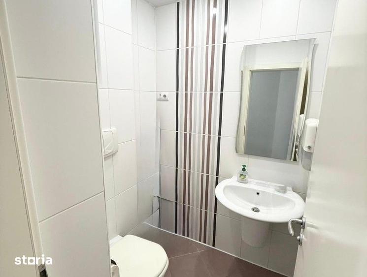 Apartament cu 3 camere în Tei