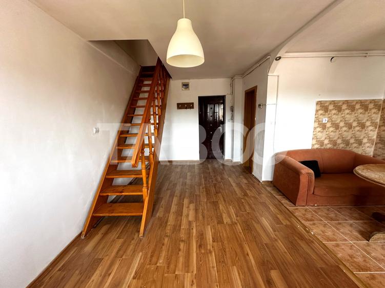 Apartament cu 2 camere decomandat în Ștrand