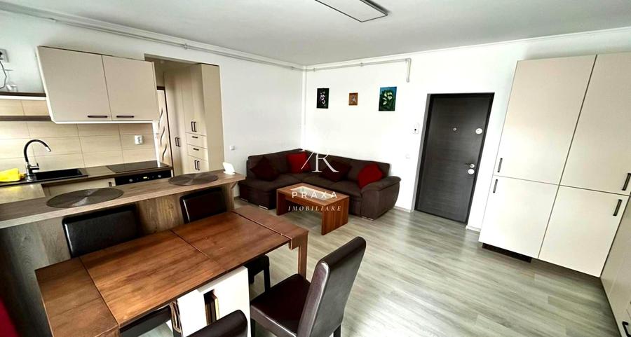 Apartament cu 2 camere semidecomandat, mobilat în Florești