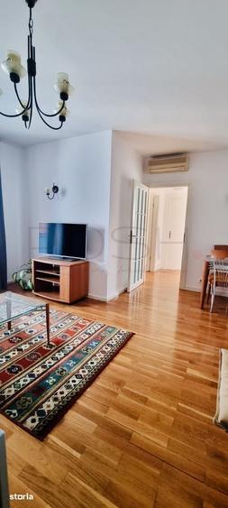 Apartament cu 3 camere în Aviatorilor