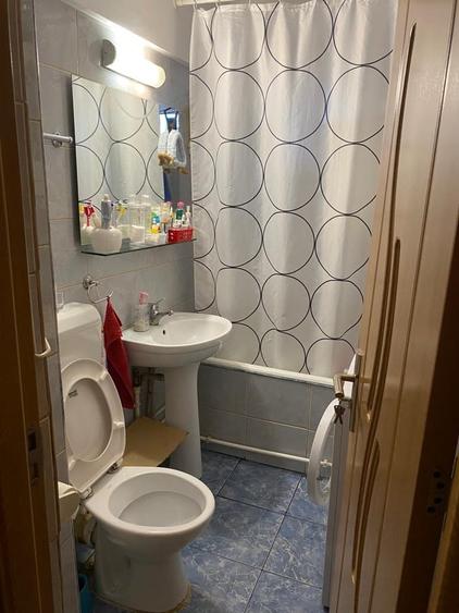 Apartament cu 2 camere semidecomandat în Iancului