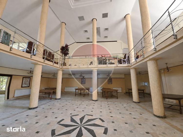 Spațiu comercial, de 800 mp, în Marginea