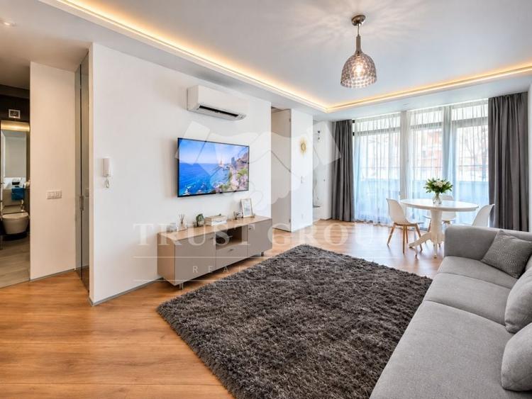 Apartament cu 2 camere semidecomandat, mobilat în Floreasca