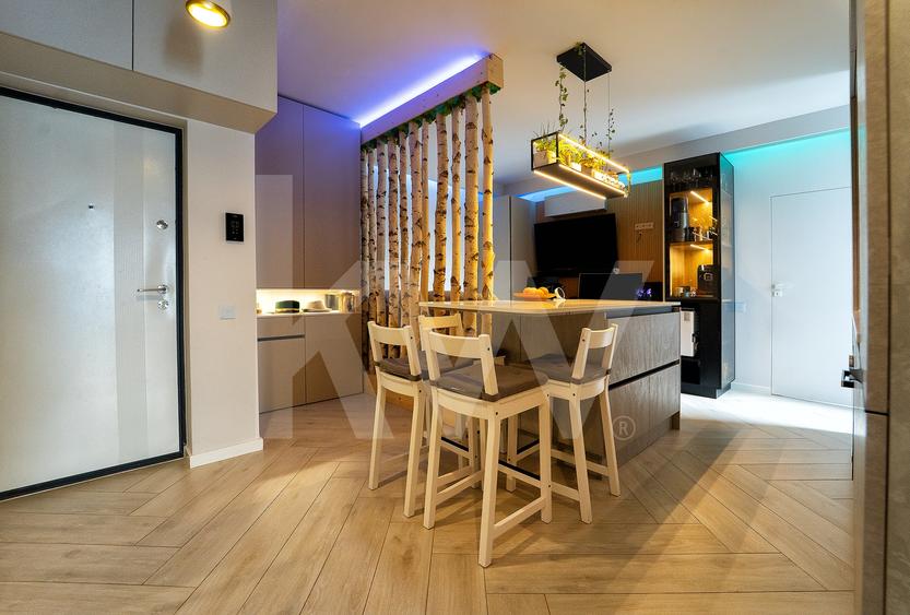 Apartament cu 3 camere semidecomandat, mobilat în Turnișor