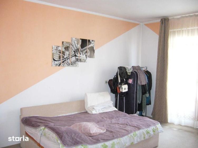 Apartament cu 2 camere decomandat în Libertății