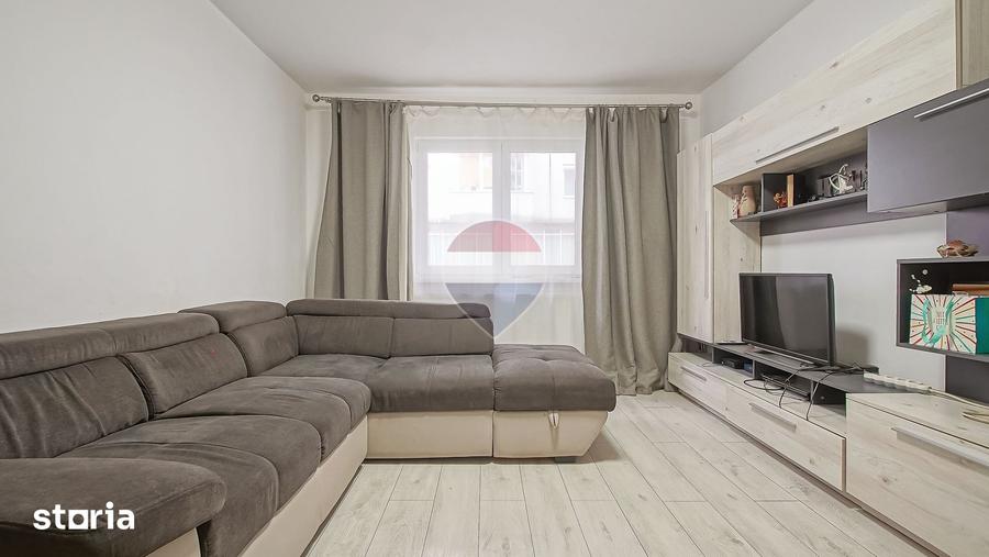 Apartament cu 2 camere semidecomandat în Dârste