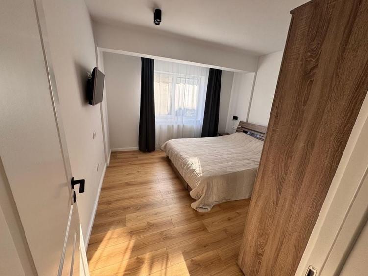 Apartament cu 2 camere decomandat în Florești