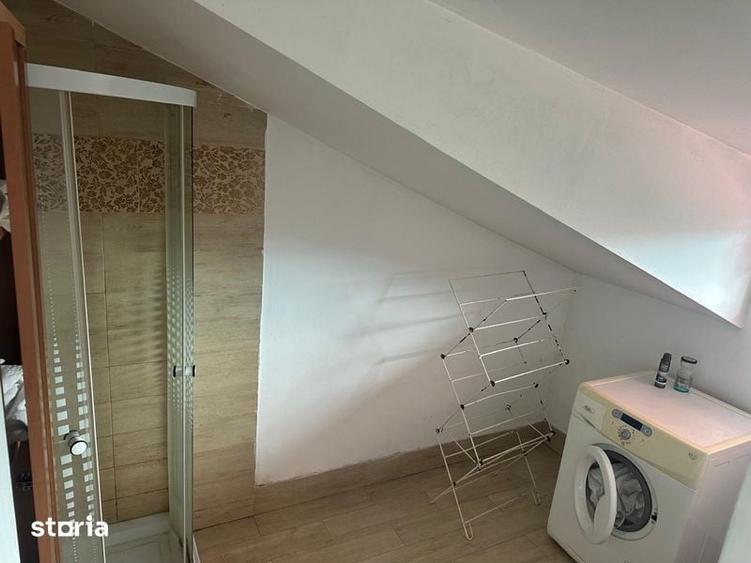 Apartament cu 3 camere în Recea