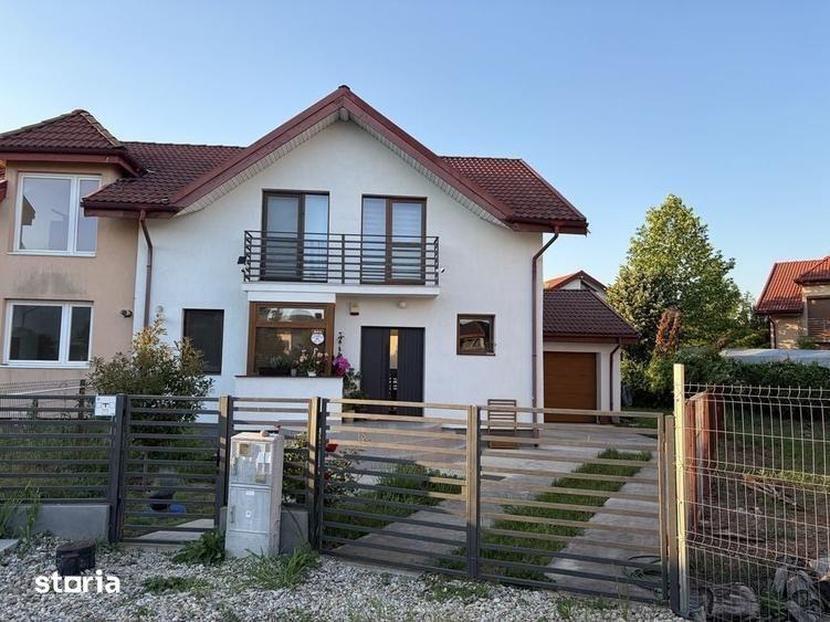 Casă cu 4 camere cu Teren 400 Mp în Central
