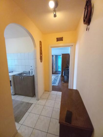 Apartament cu 2 camere semidecomandat în Șagului