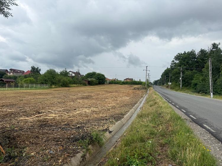 Teren Construcții intravilan de 4087 mp, în Central