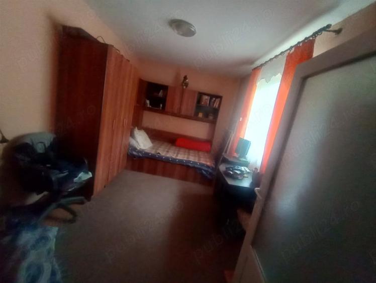 Casă cu Teren 20 Mp în Vintere