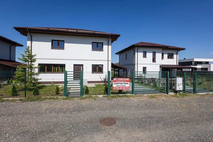 Casă individuală cu 4 camere cu Canalizare în Corbeanca