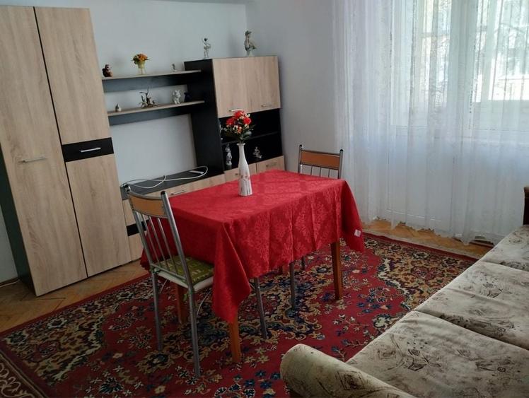 Apartament cu 2 camere în Cetate