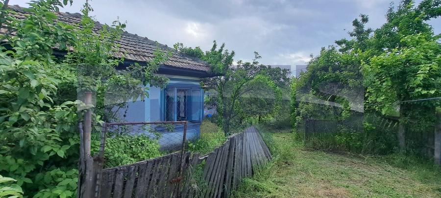 Casă individuală cu 5 camere cu Canalizare în Brebina