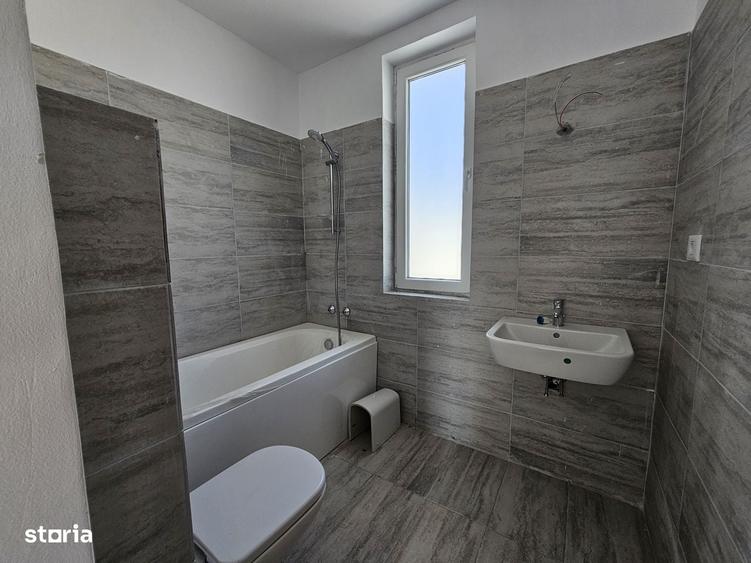 Casă cu 4 camere în Tunari