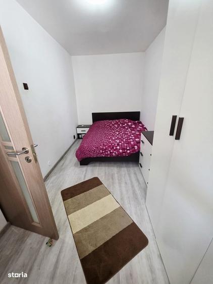 Apartament cu 3 camere nedecomandat în Malu Roșu