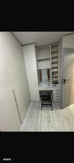 Apartament cu 3 camere, mobilat în Floreasca
