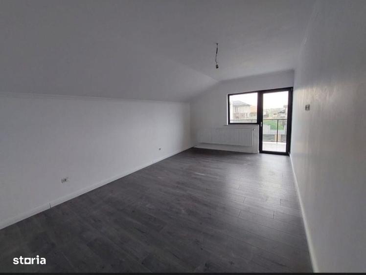 Casă cu 4 camere în Albești