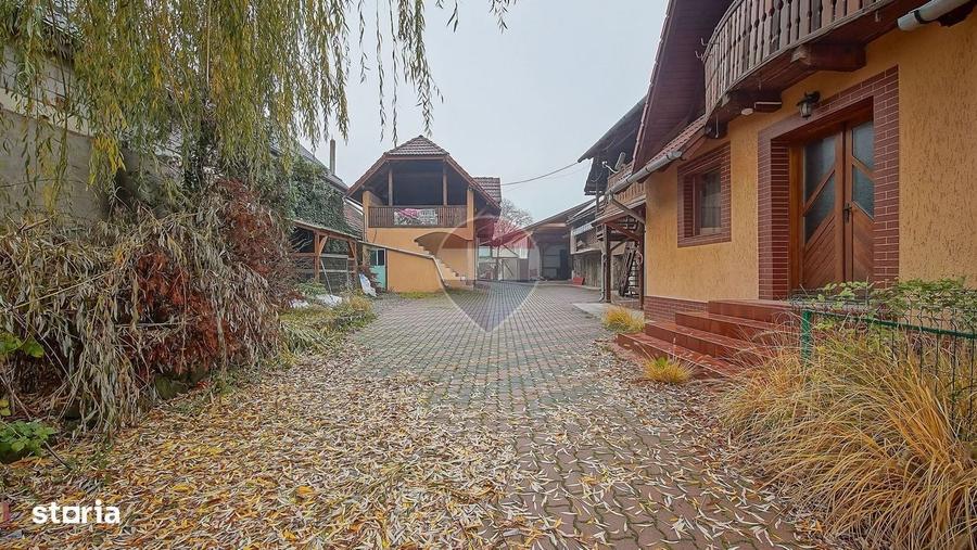 Casă cu 3 camere în Purcăreni