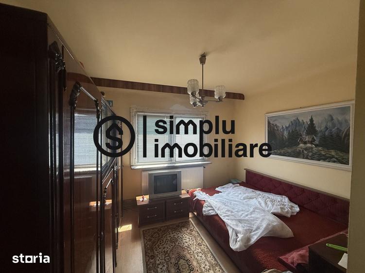 Apartament cu 4 camere decomandat în 1 Mai