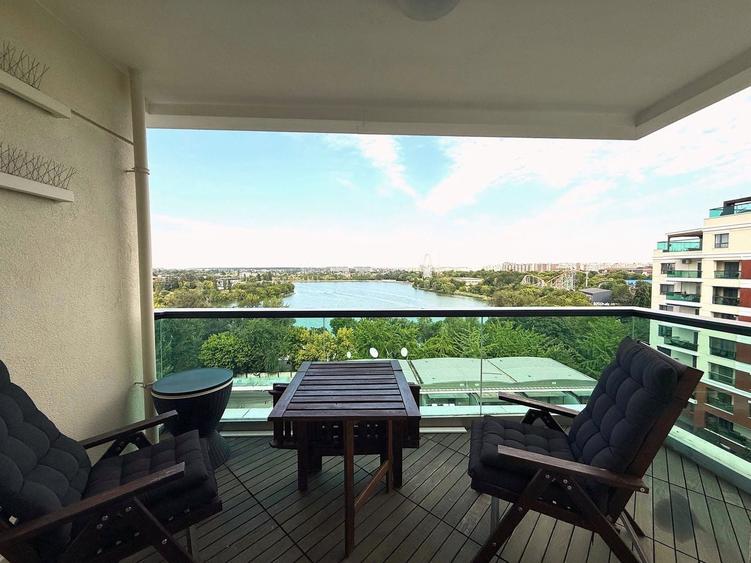 Apartament cu 4 camere, mobilat în Tei