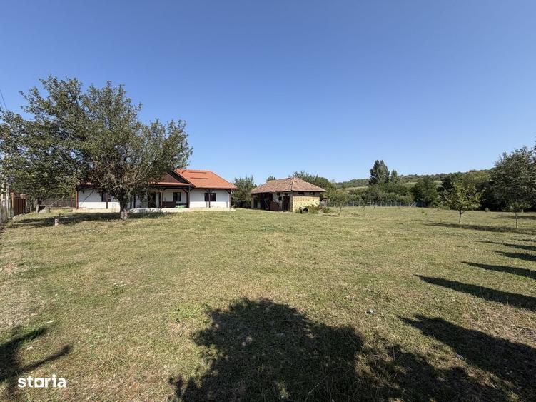 Casă cu 3 camere în Doba