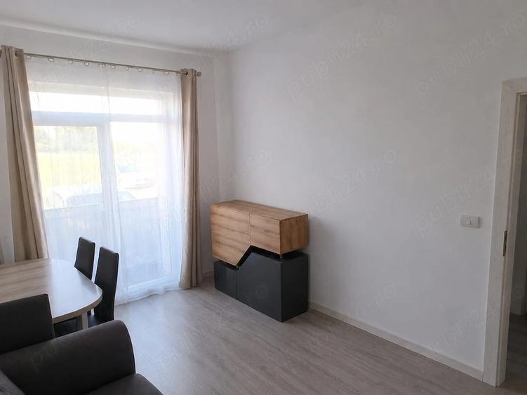 Apartament cu 2 camere semidecomandat în Giroc