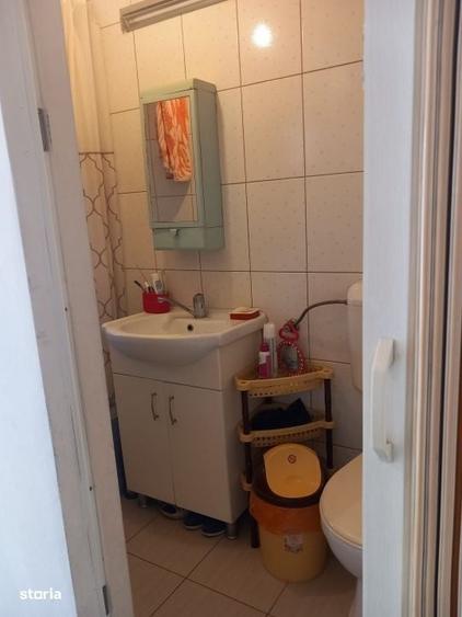 Casă cu 3 camere în Bughea de Sus