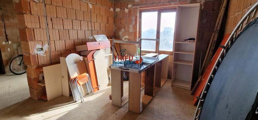 Casă individuală cu 4 camere cu Garaj în Ampoi 1