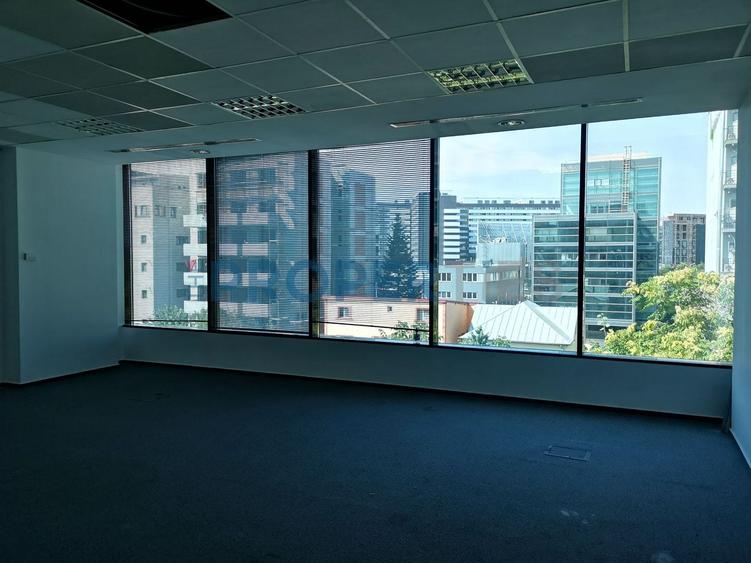 Birou, de 5,780 mp, în Aviației