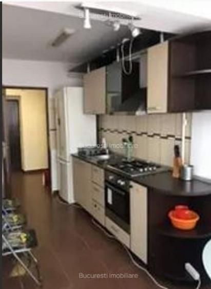 Apartament cu 2 camere semidecomandat în Iancului