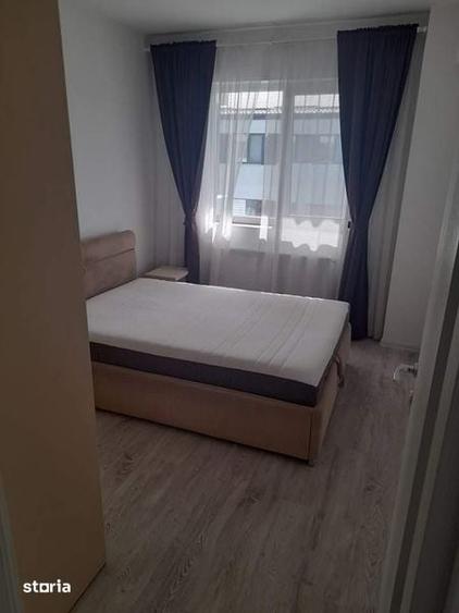 Apartament cu 2 camere decomandat în Roșu