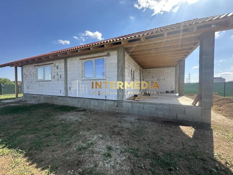Casă individuală cu 3 camere cu Teren 570 Mp în Bărăbanț